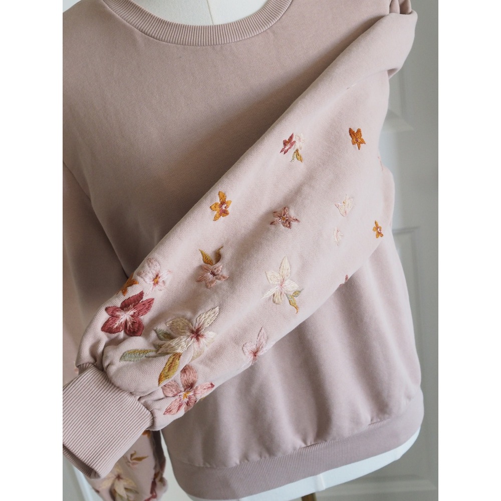 Driftwood Floral Embroidered Pink Sweatshirt Boho Cottagecore Small Good Rose - Picture 4 of 16